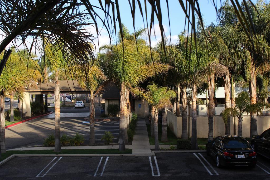 O'Cairns Inn And Suites Lompoc Exterior foto